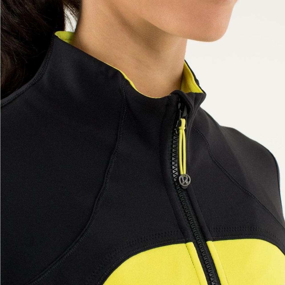 Lululemon Forme Jacket *Cuffins - Picture 4 of 9